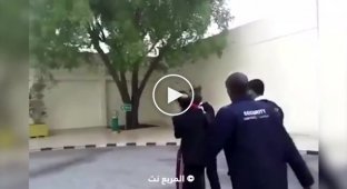 В Катаре пьяный водитель Mercedes протаранил Rolls-Royce
