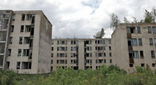 Заброшенная советская военная база в Венгрии (40 фото)