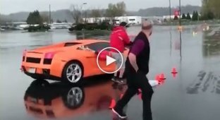 Ferrari врезался в Lamborghini