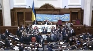Геращенко назвал Тимошенко и Свободу агентами Кремля