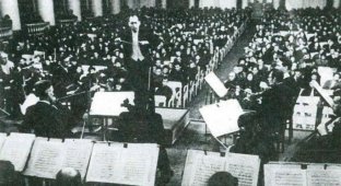 Выступление Большого симфонического оркестра в блокадном Ленинграде в августе 1942 года (3 фото)