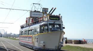 Cамые необычные трамваи в Блэкпуле (4 фото)
