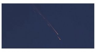 "Космос" - все: гибель российского спутника сняли на камеру (5 фото + 1 видео)
