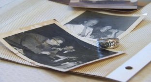 Обручальное кольцо, утерянное 45 лет назад, нашли в двигателе старого авто (4 фото)