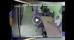 Охранник в Доминикане прилюдно покончил с собой