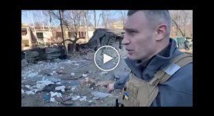 Мэр Киева Кличко сообщил, что в результате удара врага по микрорайону Виноградарь погиб один человек