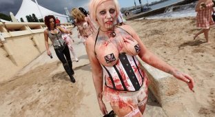 Зомби на пляже в Каннах (13 фото)