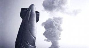 Дирижабль - носитель ядерной бомбы (6 фото)