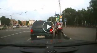 Мотоциклист против автомобилиста