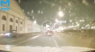 Зрелищная погоня по Санкт-Петербургу со стрельбой, полицией и пьяным водителем