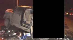 В Риге разбили люксовый внедорожник Dartz Kombat (2 фото)