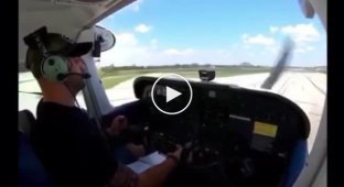 В Канаде курсант провел свой первый самостоятельный полет