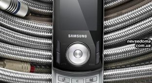 Samsung F400 – двойной музыкальный слайдер