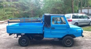 На продажу в Польше выставлен редкий грузовичок ЛуАЗ (5 фото)