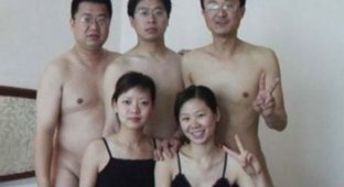 Китайских чиновников уличили в групповом сексе (2 фото)