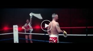 В новом клипе Робби Вильямс выходит на боксёрский ринг против самого себя