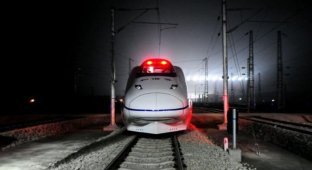 Скоростная дорога в Китае (29 фотографий)