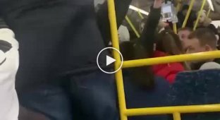 Массовая драка в автобусе во Владимире
