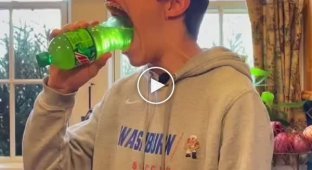 Айзек Джонсон - 16-летний американец с самым большим ртом в мире