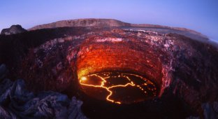 Вулкан Эрта Але: редкая красота с привкусом опасности (9 фото)