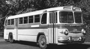 Когда автобусы были красивыми - ЗИС-127 (12 фото)