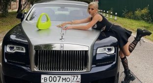 Валя Карнавал и Юлия Гаврилина купили себе элитные машины (2 фото + 2 видео)