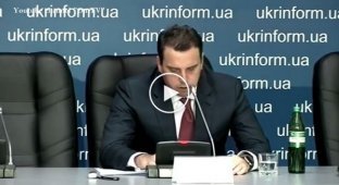 Скандал в украинской власти. Абромавичус подал в отставку
