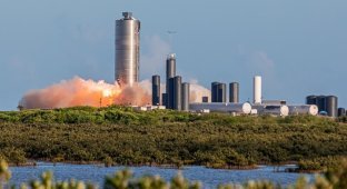 SpaceX успешно провели испытания прототипа нового корабля (2 фото + 2 видео)