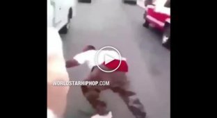 Нападение пони-расиста сняли на видео