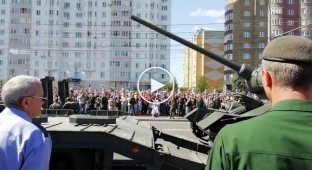 В Курске перевернулся легендарный советский танк, участвовавший в военном параде