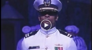 Почетный караул ВМС США продемонстрировал невероятную подготовку и чувство такта