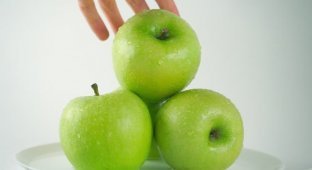 Об отношениях мужчины и женщины на примере яблок (1 фото)