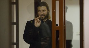 Осужденный за педофилию клирик Грозовский отправился в колонию строгого режима (5 фото)