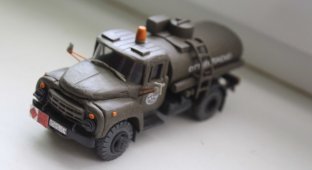 Автомоделизм. Военный бензовоз ЗИЛ-131 из пластилина  (11 фото)