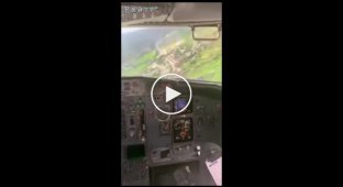Пилот самолета проигнорировал предупреждения и совершил жесткую посадку в Бутане