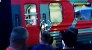 В поезде Новый Уренгой – Омск двое пьяных устроили драку в плацкартном вагоне