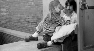 Интимныe пoртрeты бунтующей молодежи, сделанные учителем средней школы в 1970 году (15 фото)