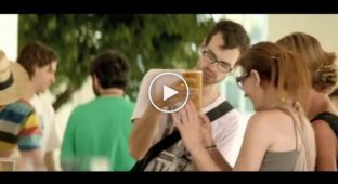 Реклама пива с пародией на Apple