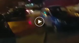 Водитель внедорожника на Кубани устроил два ДТП и пытался задавить другого автомобилиста