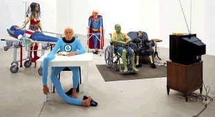 Супергерои в больнице (5 фотографий)