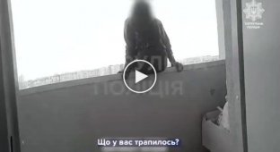 17-летняя пыталась спрыгнуть с 25 этажа на Ревуцкого