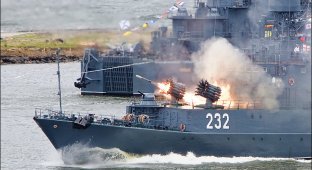 День ВМФ на Балтийском флоте (35 фотографий)
