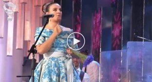 Елена Ваенга призналась в любви к Украине на фестивале «Славянский базар»