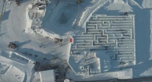В Закопане появился снежный лабиринт (3 фото)