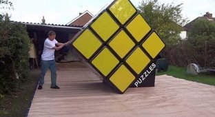 Мужчина создал самый большой в мире кубик Рубика (6 фото + 1 видео)