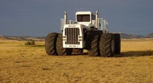 Чисто мужской трактор (8 фото)
