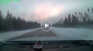 Отличная реакция водителя на зимней дороге