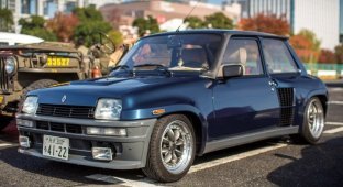 Машина из прошлого - Renault 5 Turbo 2 (19 фото)