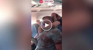 Пьяный дебош российского туриста в самолете