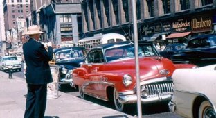Автомобильная Америка 1950-60-х в цвете (45 фото)